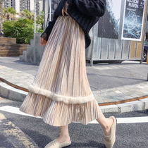 2020 autumn and winter New Korean fashion Joker gold velvet pleated skirt womens stitching rabbit hair high waist Joker skirt