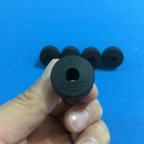 The US club lends the back of the hole and the American nine-ball rod is extended. The connection is blocked after the single price.