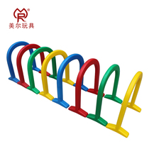 Kindergarten childrens parent-child game arched door childrens game drill hole animal drill hole childrens game drill ring