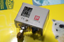 Original FENSHEN Shanghai Fengshen pressure controller single voltage controlled PC10 PC30DE pressure switch