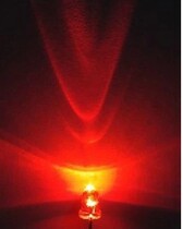 5MM white red luminous tube super bright LED light emitting diode (1000 22 yuan)