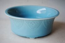Qing Yongzheng Tianqian Green Glaze Wenshui Water Saffodil Basin