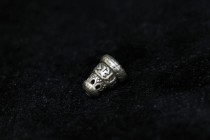 925 silver made of old Tibetan Buddhist pearl accessories Six words true Buddha Tower pair of holes 1 15cm diameter 0 95 diameter