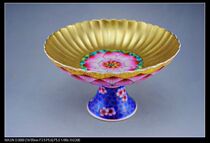 Qingdaolight enamel color natural color Golden Lotus high foot plate