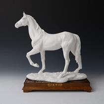 Dehua white porcelain animal horse heart fascinated by sculpture ceramic horse crafts desktop ornaments home accessories