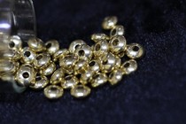 620 pure bronze Tibetan Buddhist pearl accessories Flying Saucer Sepp Bead pair holes are 0-0 3cm 6 cm diameter for holes