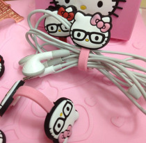 The new HELLO KITTY with glasses the new Winder organizer the earphone cable receiver a pair of super cute