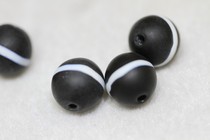 Hidden Buddhist pearl accessories Old Glazed Silver Lining of the Republic of China Pearl diameter of 1 35cm