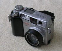 Olympus Olympus C-2020 Zoom Digital Camera