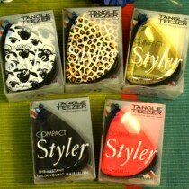  British Princess Royal Tangle Teezer hair comb Shun hair comb Portable anti-hair loss anti-static 1