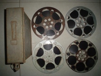 16mm motion-picture film film print classic black-and-white feature ge ming jia ting sun dao lin Blue