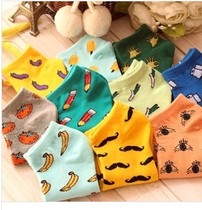 New Korean pencil beard ice cream pure cotton womens boat socks personality literary Feng Shui fruit boat socks 10 pairs