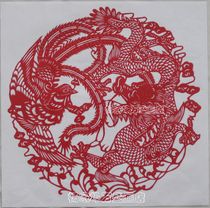 Folklore festive paper-cut new Dragon and Phoenix to send friends New Year gifts handmade to send foreigners