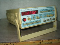 -YB-1639 power function signal generator