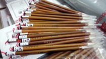 Bamboo pole in the white cloud brush sheep pen paint pen bamboo pole brush students draw pen