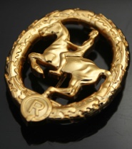 Original style of the German Equestrian Medal Golden Medal of Horse Riding Skills Level