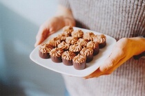 Godiva spelling bill shipping page