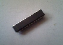 Yilong single chip microcomputer Shenzhen first-level agent low price spot supply EM78P809 DIP28 free burning fee