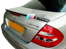 Application of carbon fiber Benz 03-09 years E W211 W211 E240 E240 E280 E350 E350 E350 L retrofit tail