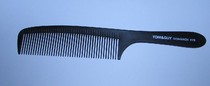 The shopkeeper recommends low price promotion hairdressing comb comb comb carbon fiber comb