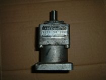 Disassembly machine Japan imported SHIMPO Xinbao VRKF-5B-200 servo motor reducer 1:5 Reducer