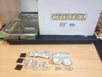 The wheat is also recorded in the war hammer. The ancient dark blood pool is out of print metal.