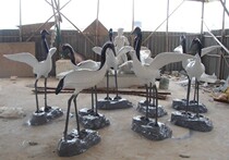 Shenzhen FRP Sculpture Culture Square Simulation Crane Plaid Resin Animal Sculpture