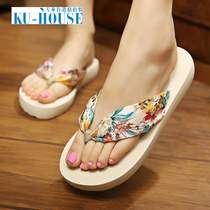  Outside wear clip feet large size flip-flops wild women non-slip thick-bottomed wedge heel Korean version of seaside holiday beach cool drag