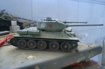 Love Demey 13290 Soviet T34-85 Tank Model Surgworkers (package board pieces)