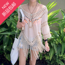 Summer beach bikini blouse Large size tassel V-neck top hollow sweater outer pullover sunscreen