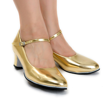 National standard shoes modern shoes Xinjiang dance shoes dance shoes gold and silver representative shoes square dance shoes