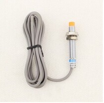 Hugong proximity switch LJ8A3-2-Z BY inductive induction PNP DC three-wire 24V normally open sensor