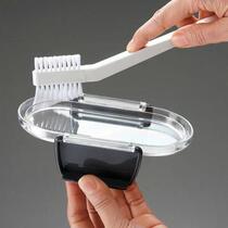 Japan AISEN kitchen double head groove gap brush cup cover gap brush tableware cleaning brush Cup sewing cleaning brush