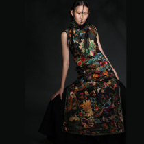 Cloud decorated totem original womens dress national style hand embroidered old embroidered hundred birds Phoenix Nest long dress robe Black