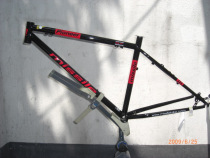 missile pioneer pioneer Mountain Frame (black and white) licensed Renault Steel warranty 3 years