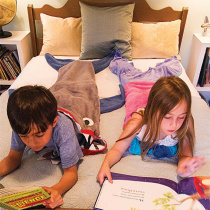  Foreign trade new shark multifunctional baby sleeping bag anti-kick quilt baby crystal velvet hug quilt mermaid sleeping bag tide