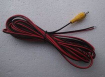 The sound box line sound line auxiliary box is connected to the main box the audio amplifier is the Lotus head and the other is the line 0 5 meters.