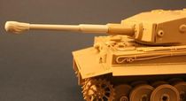 1:35 Tiger tank (late type) marching state barrel gun coat