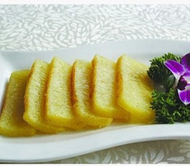 Anjing gold cake Indonesia coconut fruity pastry with fried sour and sour sweet and delicious to eat already sliced 250g