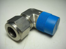 Spot New American SWAGELOK Elbow SS-810-2-8