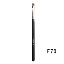 sigmaF70 flat head flawless brush with black eye ring pimple spot acne mark not easy to remove makeup brush