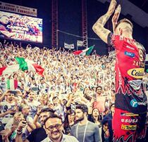 Spot instant Italian mens volleyball league Perugia club new uniform a large number of customized can be discounted