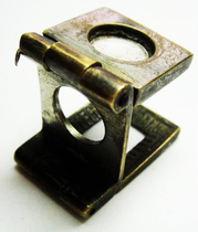 民国可折叠的袖珍版老式全铜放大镜