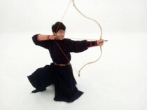 (Sink water) Low-pound high-efficiency version of laminated bow traditional anti-cursive bow and arrow