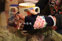 Cloud decoration totem original design womens jewelry gloves national style hand-embroidered Su embroidered knitwear cashmere warm gloves