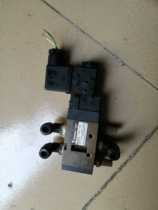 Dismantling machine sanwo Korea Three and cards SVK1120 Two-to-five electrifying magnetic valve pilot-type pneumatic element