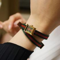 Gucci Gucci Women Watch G-frame Bee Carved Small Dial Square Watch YA128527