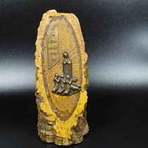 Spot Portugals Virgin Sculpted wood pendulum 900050 in the spot.