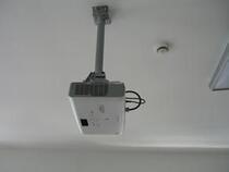 Projector installation and debugging VGA cable welding wiring audio and video system installation