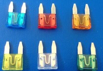 Factory direct 3A4A5A7 5A10A15A20A25A30A35A car trumpet tip insert fuse